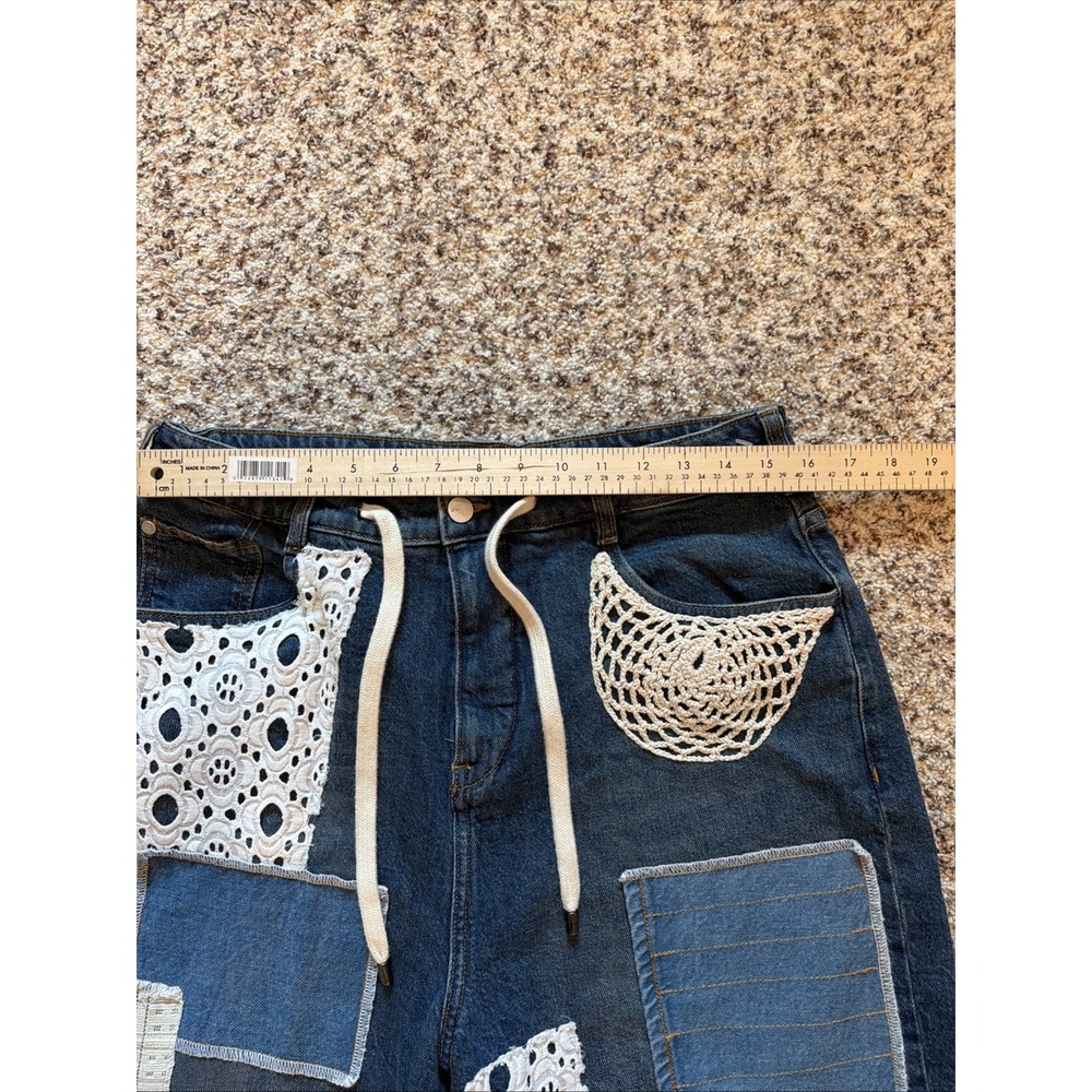Pilcro Patchwork Shorts Women's  Sz 31 Patchwork Denim Bermuda Shorts Pre-Owned - Picture 4 of 9